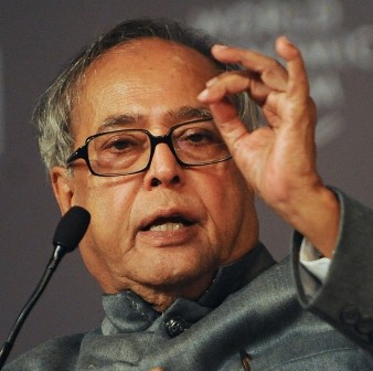 นาย Pranab Mukerjee รัฐมนตรีคลังอินเดีย